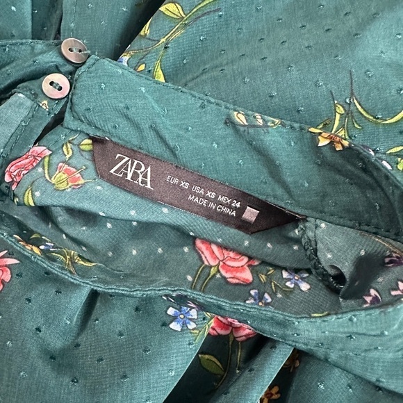 Zara Women’s Green Floral Print Tiered Babydoll Dress Puffed Sleeves Sz XS - Picture 4 of 13